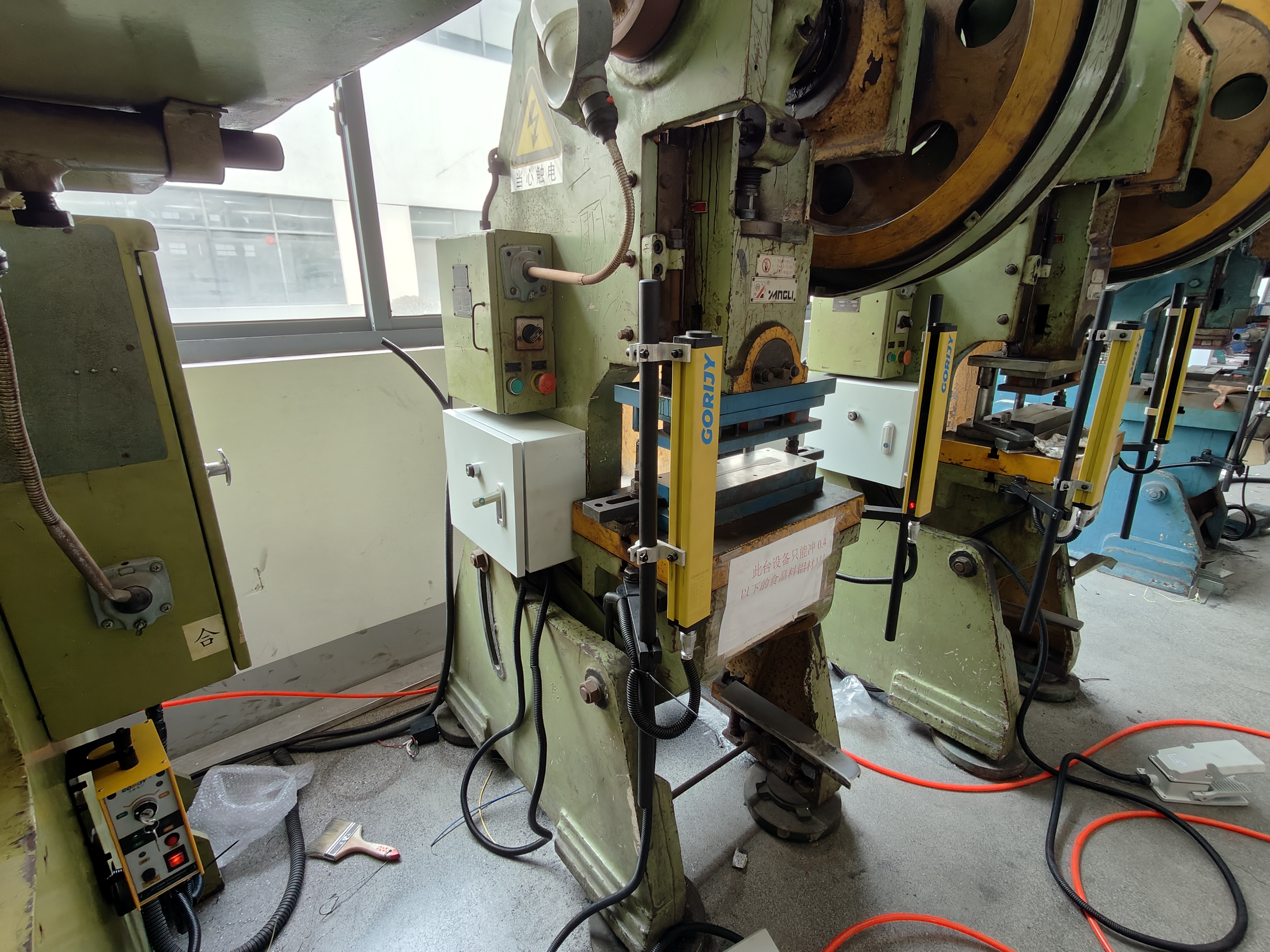 沖床光電保護(hù)常見故障及現(xiàn)象?